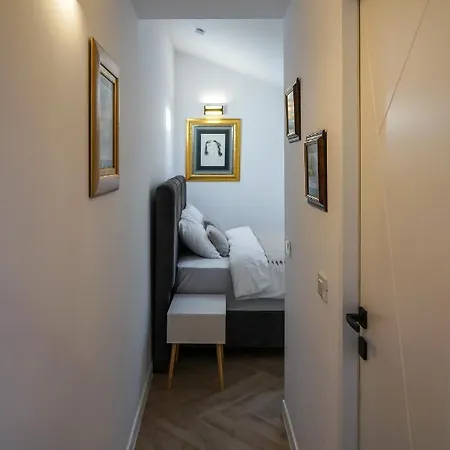 The Cozy Retreat Apartment